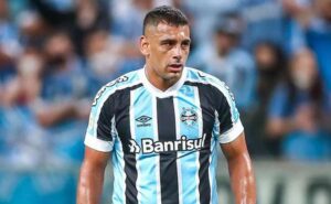 Diego Souza fica livre no mercado da bola