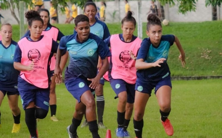Time do Aliança/Goiás em treinamento. Foto: Divulgação - Aliança/Goiás