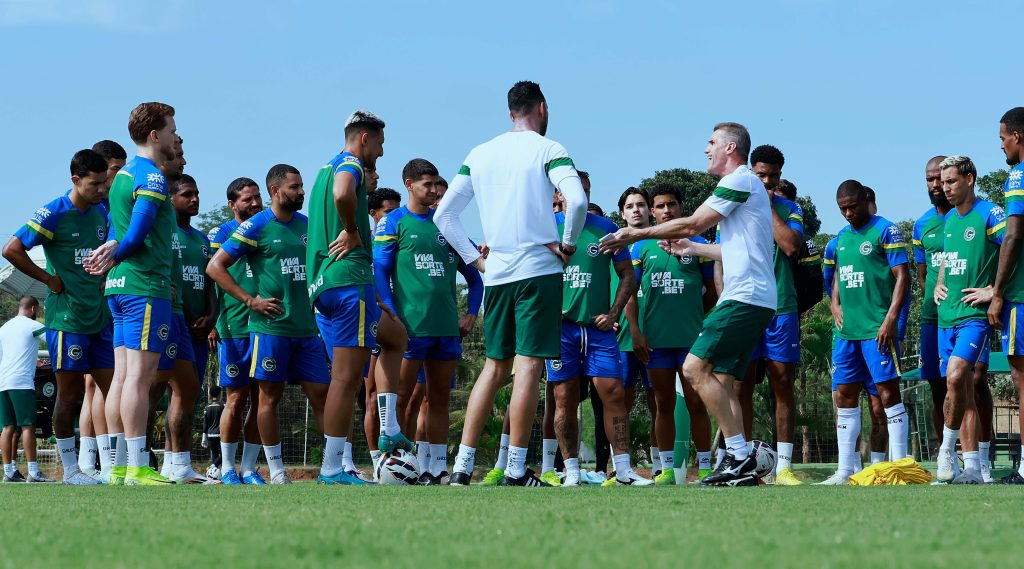Goiás de Mancini cita Neymar