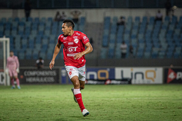Igor Henrique. Foto: Roberto Corrêa - Na mira de Carille