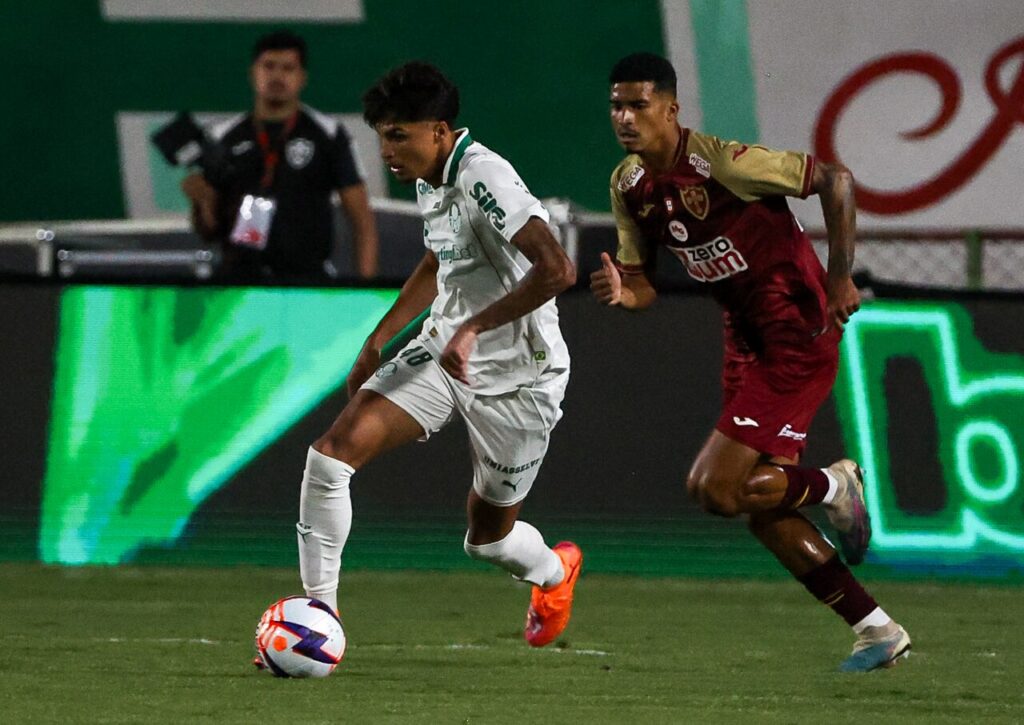 Larson. (Foto: Fabio Menotti/Palmeiras/by Canon)